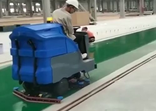 2000a型驾驶式电动扫地车在某机械厂应用